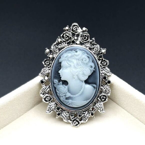 Silver with Gray Crystal Victorian Lady Cameo Vintage Style Pin Back Brooch - Picture 2 of 7